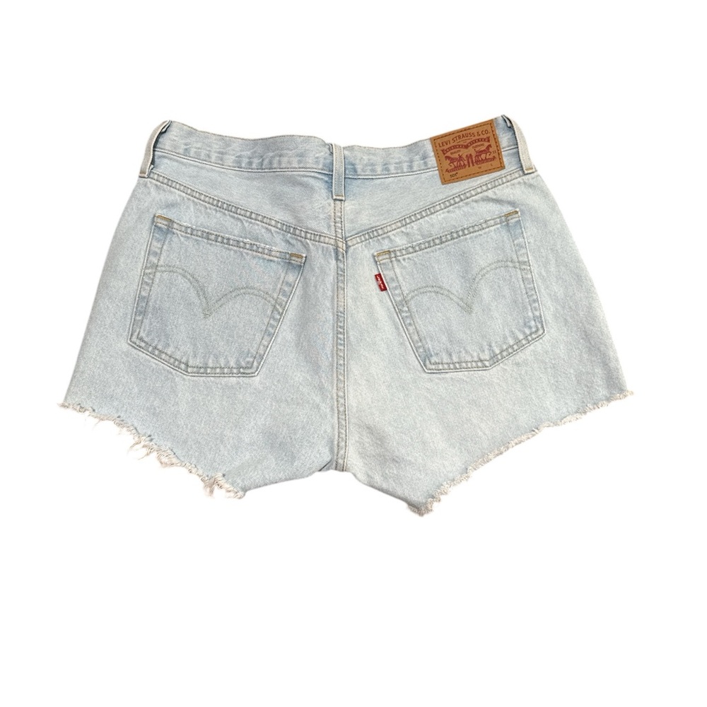 Levi's Women's Light-wash Blue Denim Shorts